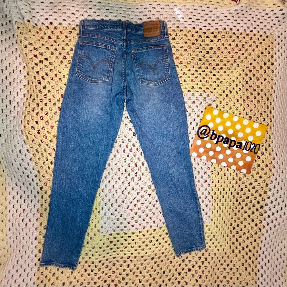 Levi's Premium Wedgie Icon Fit Jeans